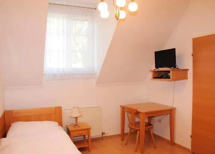 Familie Schwarz Nocleg ze śniadaniem 3*